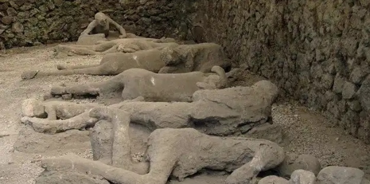 Pompei icin neden ahlaksiz şehir diyorlar?