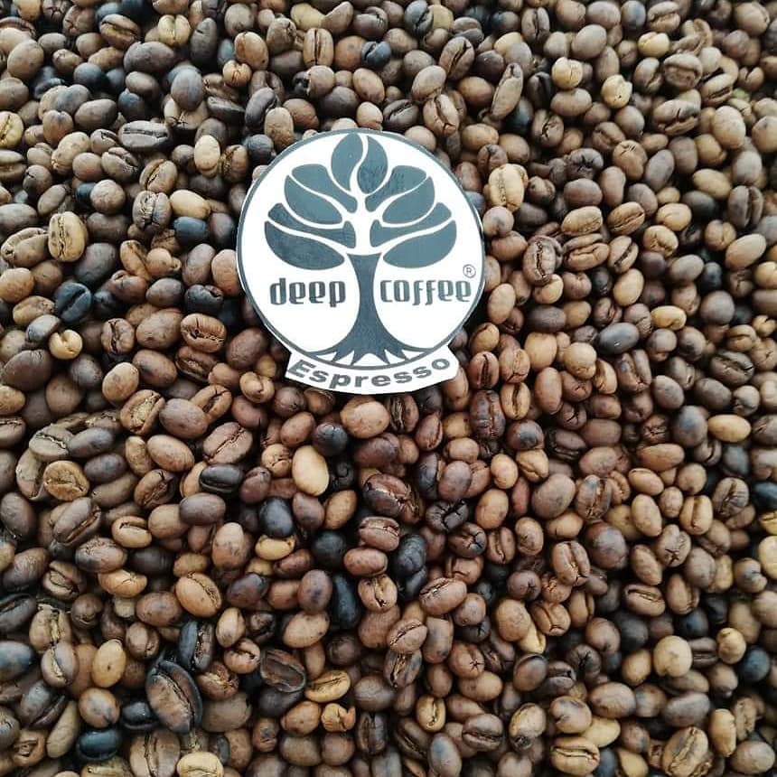 Antalya'da Kenya'dan getirttiğimiz çekirdekleri özenle günlük taze kavuruyoruz. Kahvede yeni bir markayız espresso ve filtre kahve siparişi için açıklamaya bakınız ⬇️⬇️⬇️