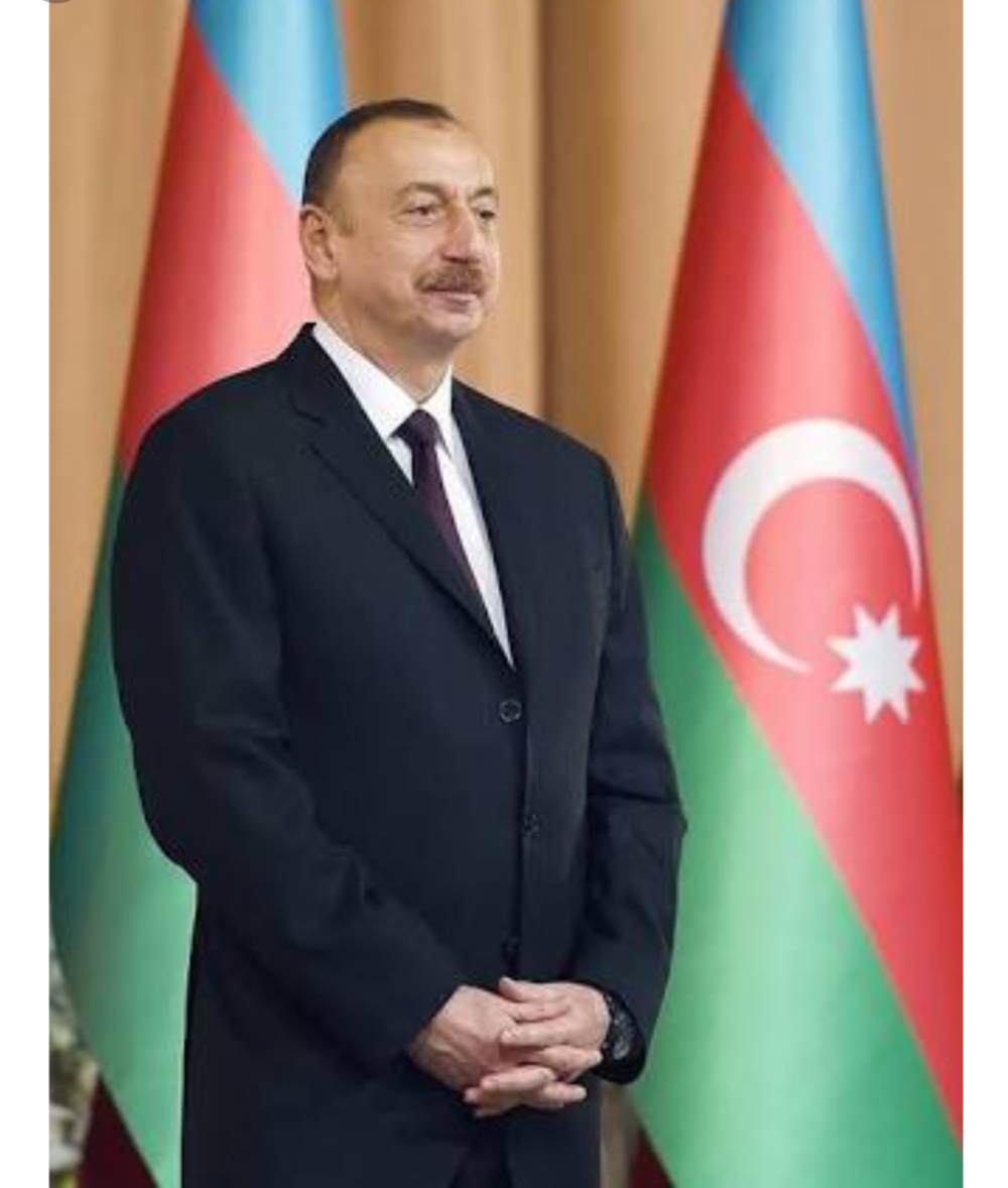 Resimde gördüğünüz Azerbaycan Cumhuriyeti'nin Cumhurbaşkanının ismi nedir?