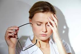 Baş ağrısını ilaçsız doğal yollarla geçirmenin yolları nelerdir?