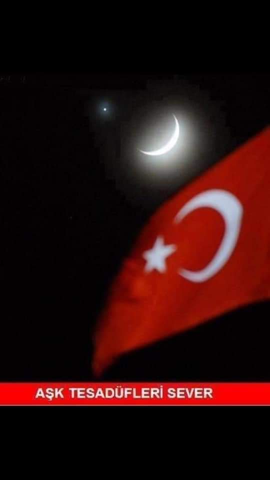 Gökyüzünde Türk bayrağı nasıl sizce (resimli)?