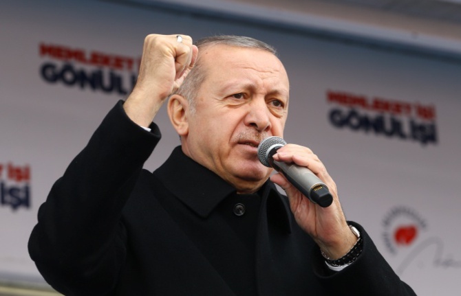Erdoğan:"Marketlerde ne varsa satmaya başlayacağız" dedi.