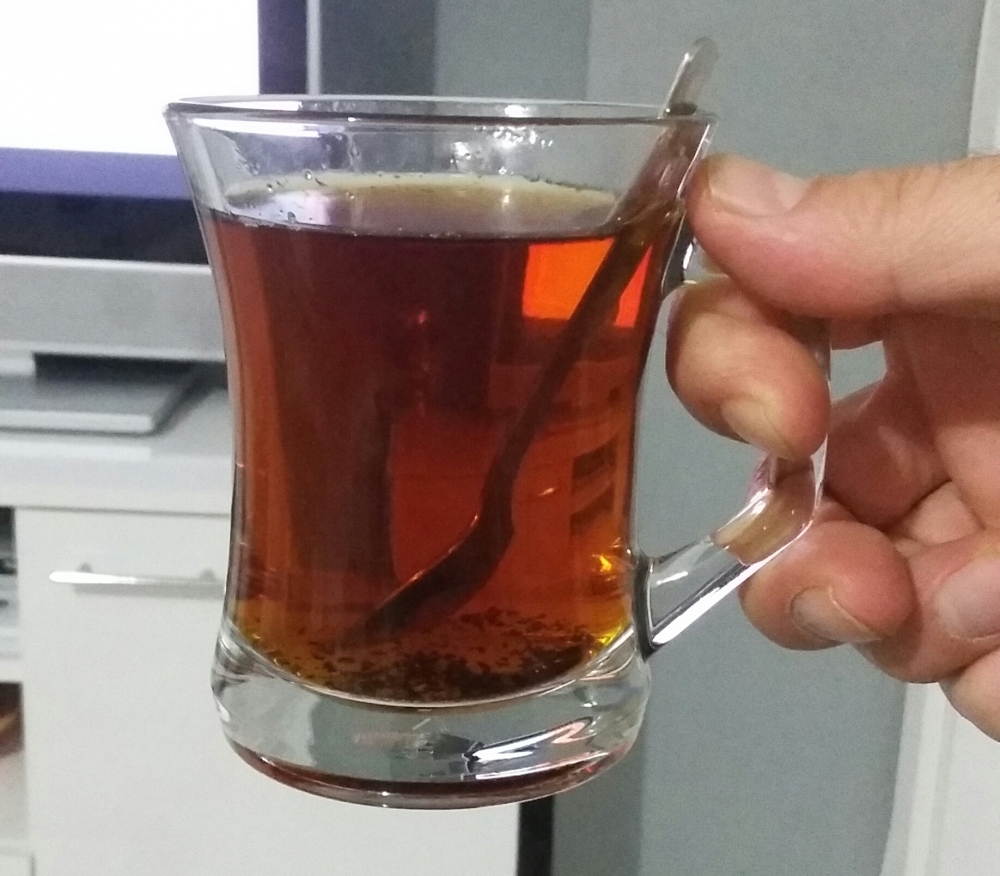 Çayımız hazır, alırız bir afiyet olsun :))