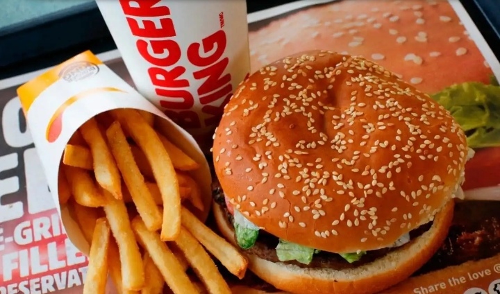 Burger King'de en çok tercih ettiğiniz menü hangisidir ve fiyatı nedir?