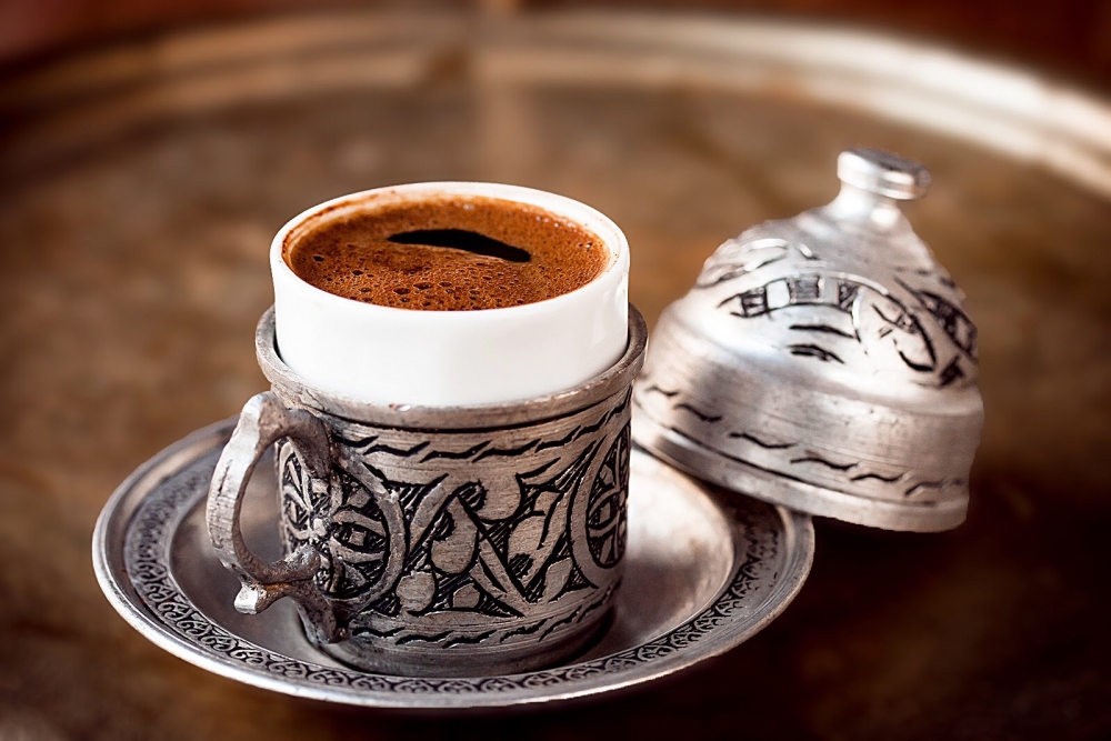 En iyi Türk kahvesi makinede mi yapılır, yoksa cezvede mi olur?