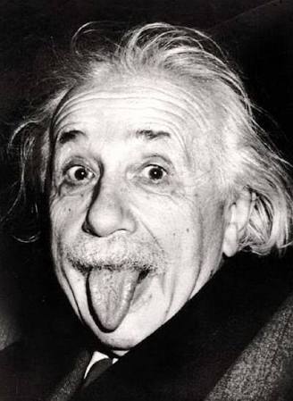 Bir bilim insanından beklenmeyen bir hareket olan Einstein'in bu dil çıkaran fotoğrafının hikayesi nedir?