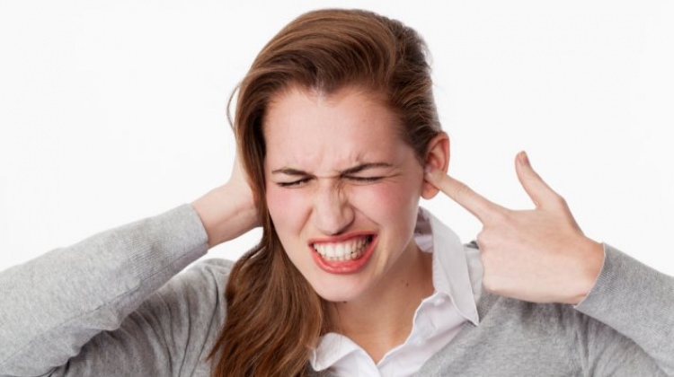Kulak ağrısına neden olan faktörler nelerdir?