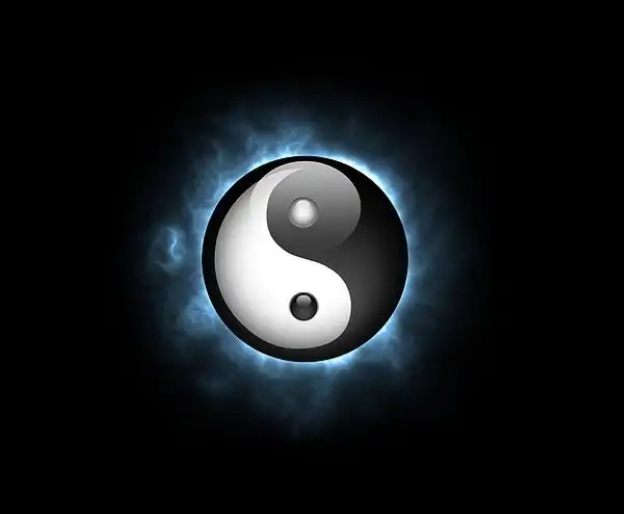 Yin-Yang motifi ilk olarak hangi ülkede görülmüştür?