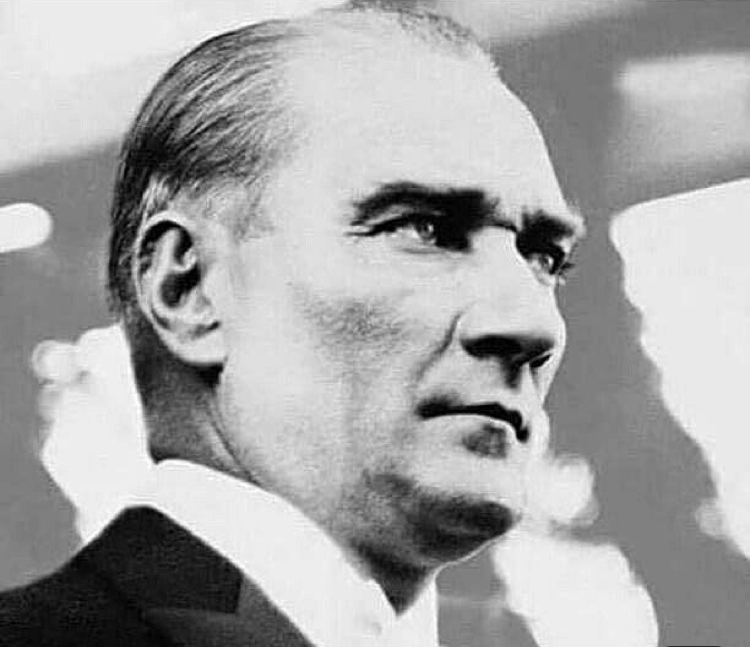 Mustafa Kemal Atatürk olmasaydı ne olurdu ?