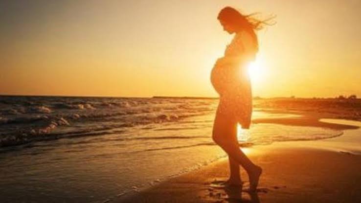 Hamilelik sürecinde kadınlara neden hasta gibi muamele yapılıyor?