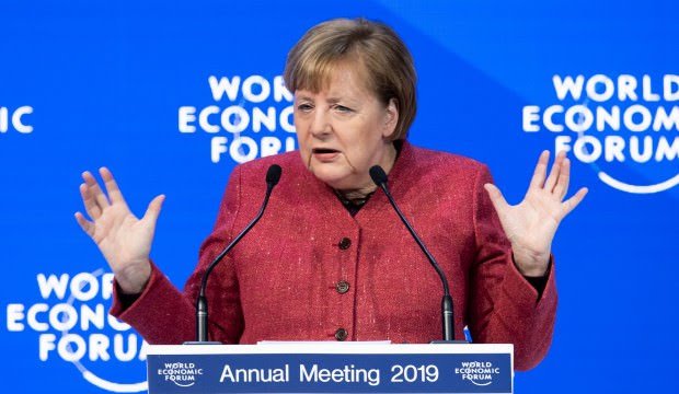 Son Dakika ! Merkel Trump'a " Size Kimse İnanmaz " Göndermesi !