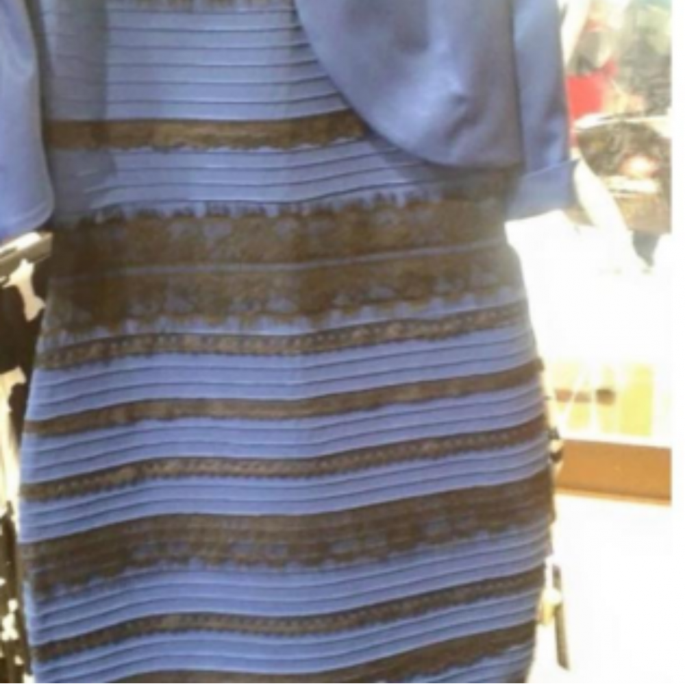 Bu fotoğraf sosyal medyayı ikiye böldü bu elbise ne renk ?