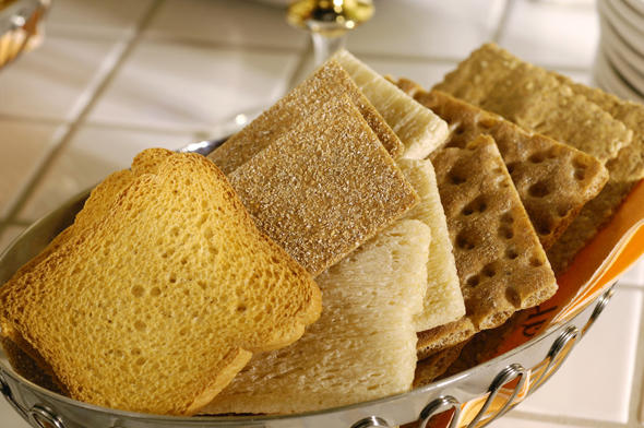 Neden kek ve ekmek bayatladığında sertleşir ve bisküvi  ?